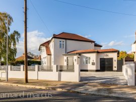 Buxton Drive, New Malden photo