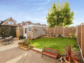 Beaumaris Crescent, Shepshed, Loughborough thumb 2
