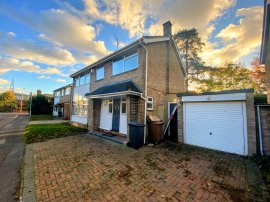 Llewellyn Close, CHELMSFORD photo