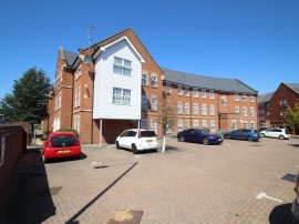 Florey Gardens, AYLESBURY photo