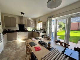 Duke Grove, Saighton, Chester thumb 3