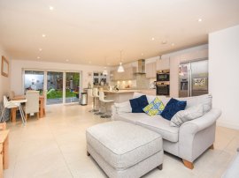 Ingrave Road, Brentwood thumb 2