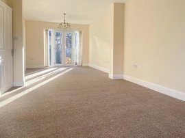 Hastings Close, Nunthorpe, Middlesbrough thumb 3