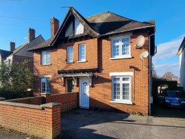 Blackthorn Road, Southampton thumb 1