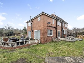 Doncaster Road, Harlington, Doncaster thumb 1
