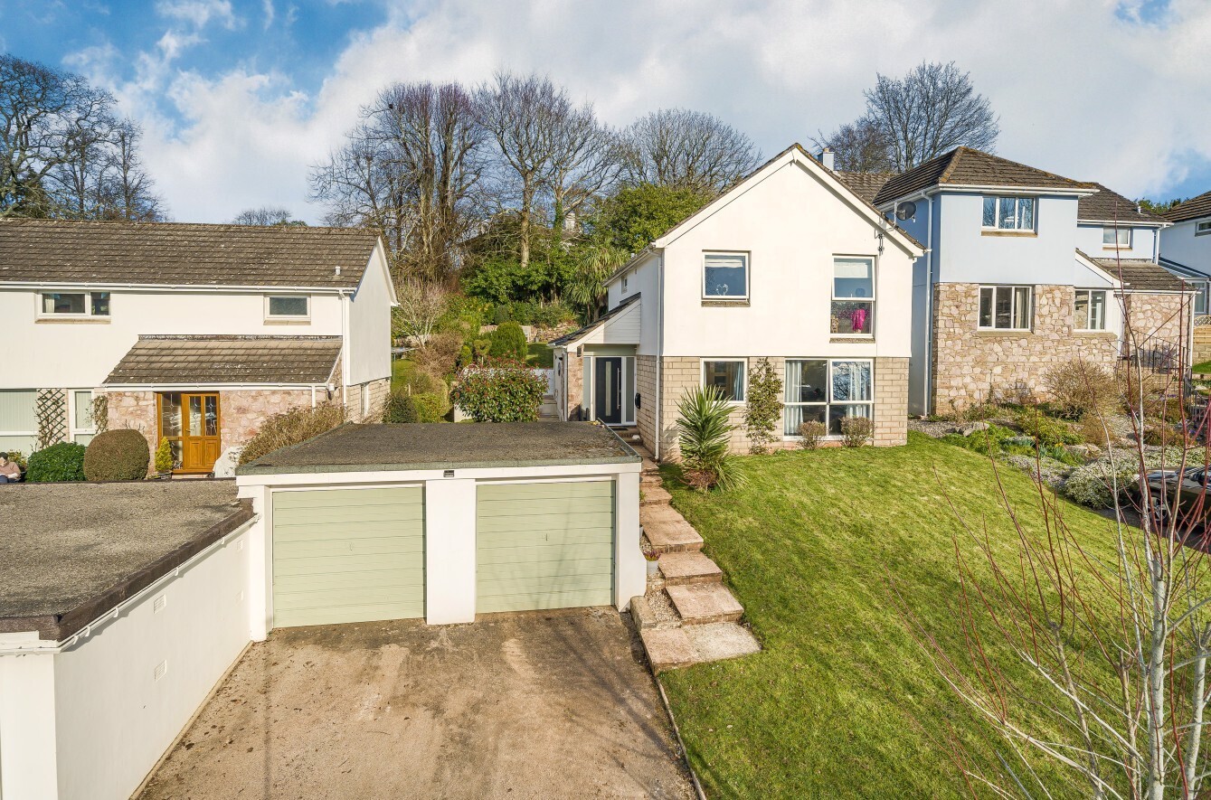 4 bedroom property for sale in Love Lane Close, Marldon, Paignton, TQ3