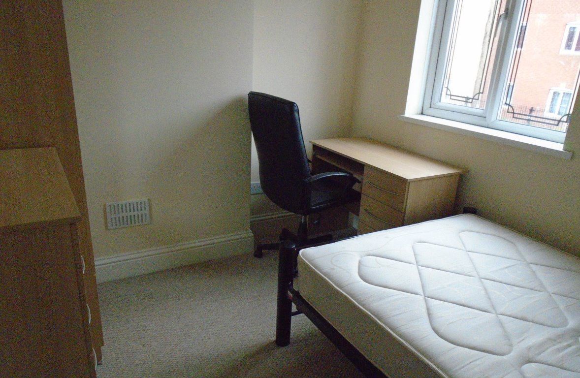 23 Dawlish Road, B29 7AF Image 11