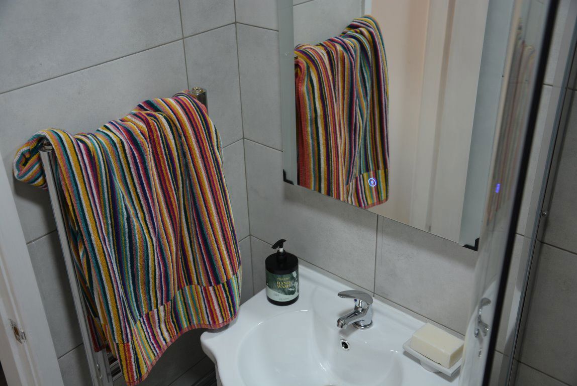 28 Watermill Close, B29 6TS Image 10