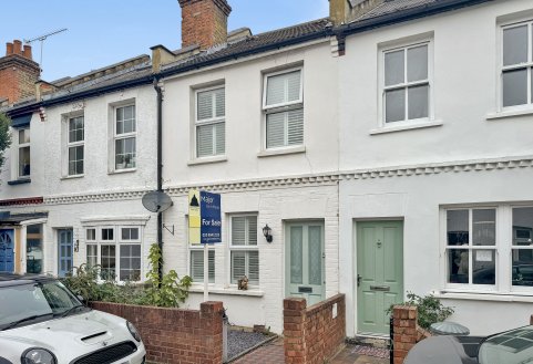 Walpole Place, Teddington
