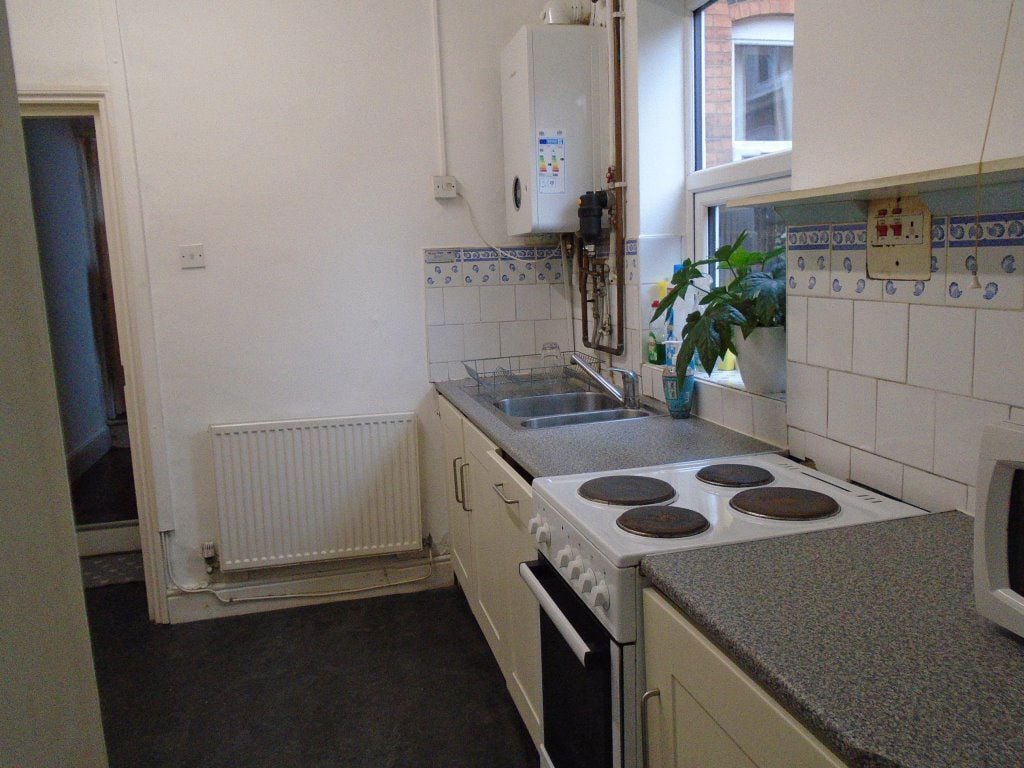 12 Dartmouth Road, B29 6DR Image 13