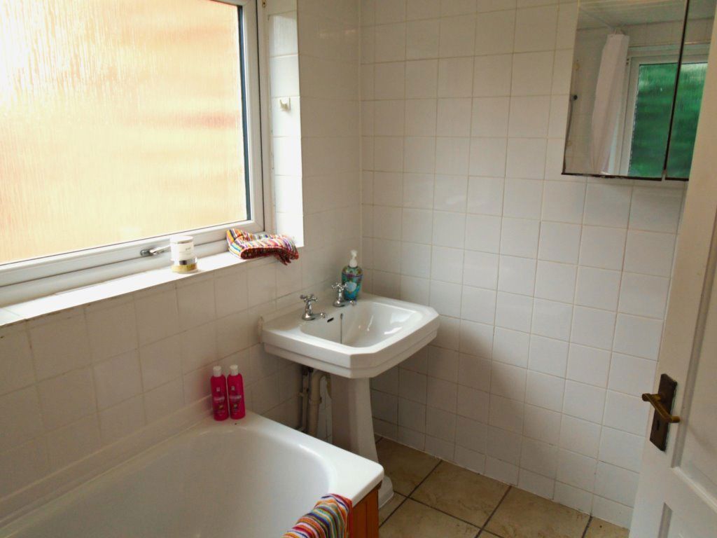 12 Dartmouth Road, B29 6DR Image 15