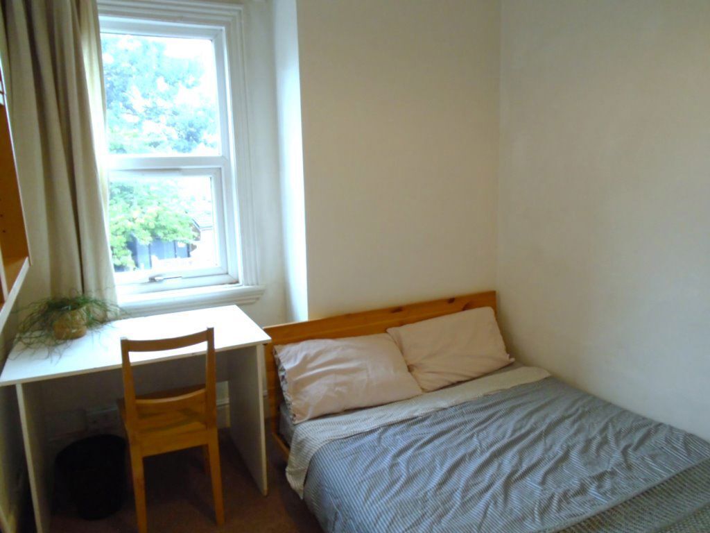 12 Dartmouth Road, B29 6DR Image 24