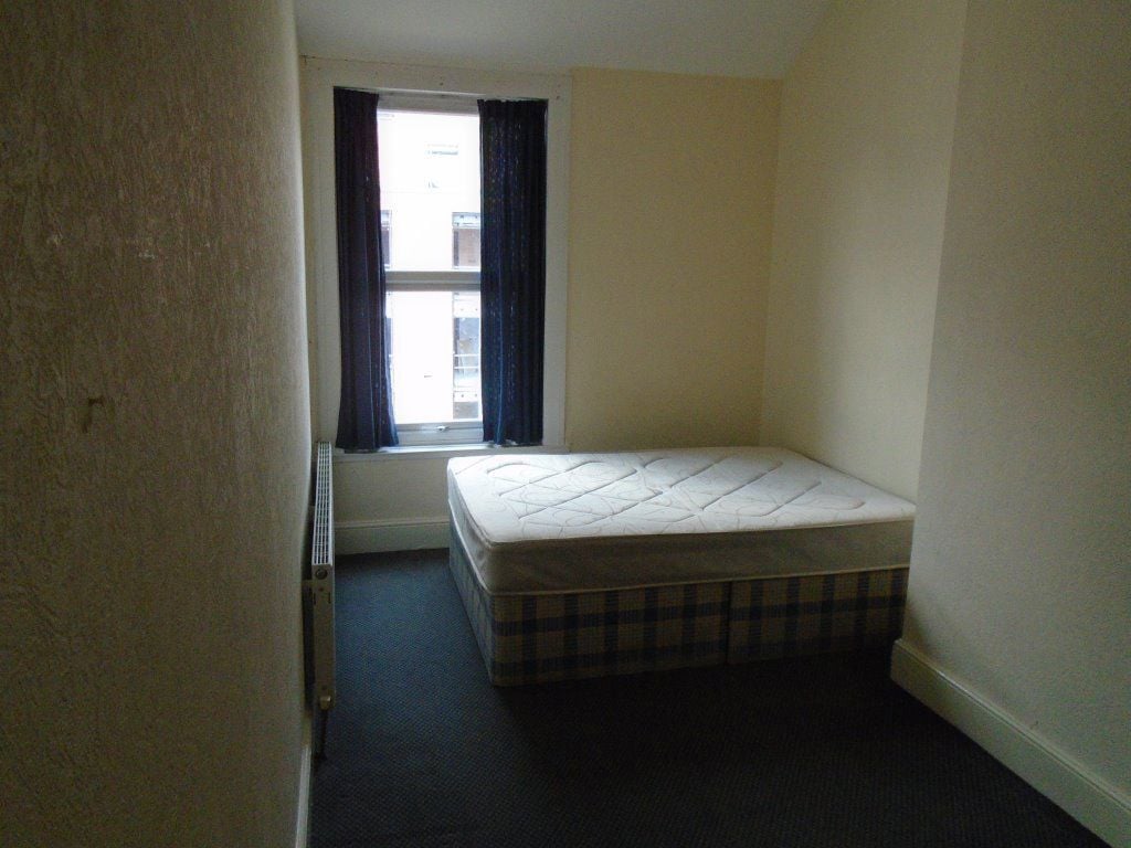 498a Bristol Road, B29 6BD Image 11