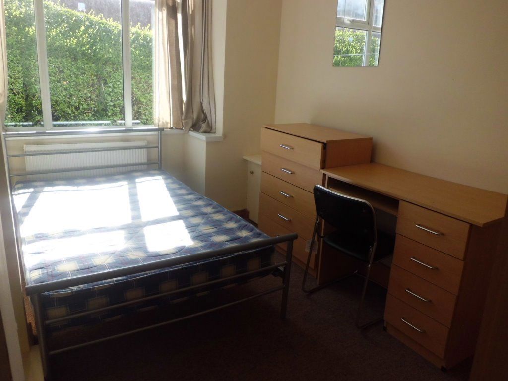169 Heeley Road, B29 6EJ Image 6