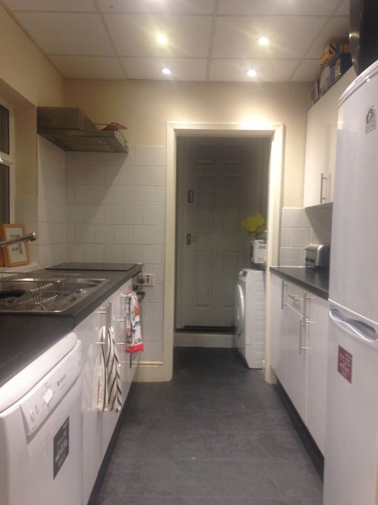 227 Heeley Road, B29 6EL Image 4