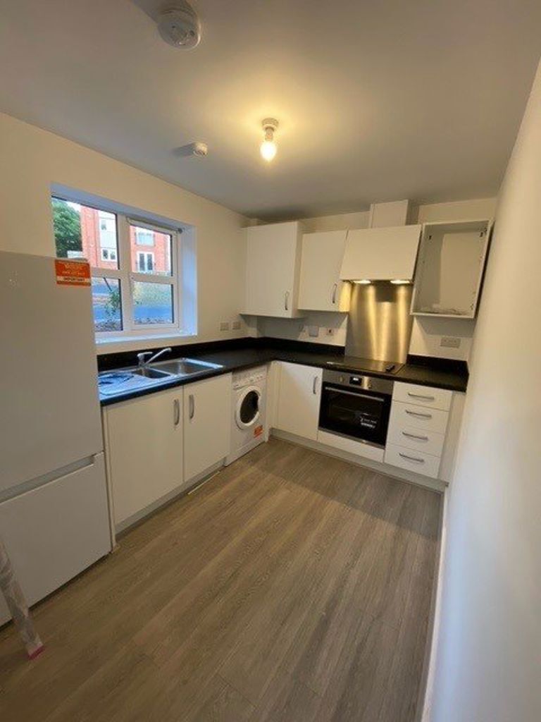 Flat 2, 45 Heroes Drive, B29 6UT Image 2