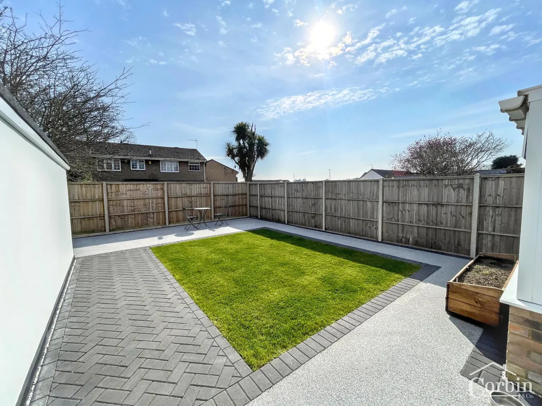 Coppice Avenue, Ferndown, 9, BH22