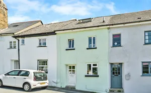 Click for details Mary Street, Bovey Tracey, Newton Abbot, Devon, TQ13 photo