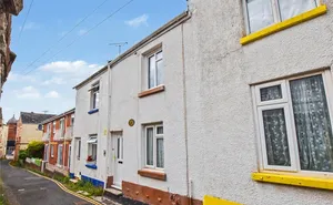 Click for details Perrimans Row, Exmouth, Devon, EX8 photo