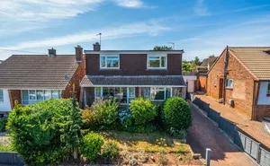 Click for details Bapton Close, Exmouth, Devon, EX8 photo
