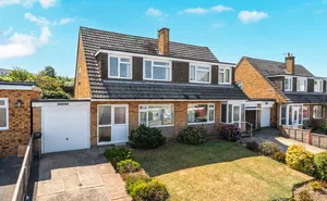 Click for details Millhead Road, Honiton, Devon, EX14 photo
