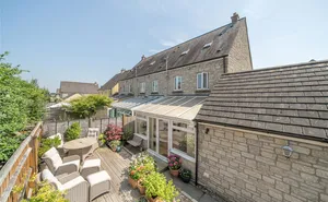 Click for details Old Orchard, Bovey Tracey, Newton Abbot, Devon, TQ13 photo