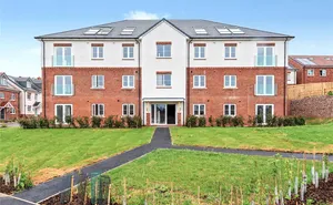 Click for details Dinan Way, Exmouth, Devon, EX8 photo