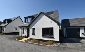 Click for details Turnpike Fields, Plymouth Road, Chudleigh Knighton, Chudleigh, TQ13 photo