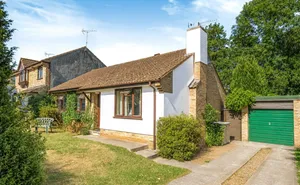 Click for details Westernlea, Crediton, Devon, EX17 photo