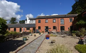 Click for details Rewe Court, Rewe, Exeter, Devon, EX5 photo