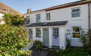 Click for details Commercial Road, Hayle, Cornwall, TR27 photo