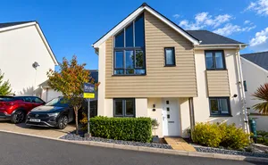 Click for details Furzebrake Close, Torquay, Devon, TQ2 photo