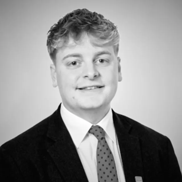 Theo  Jones MNAEA