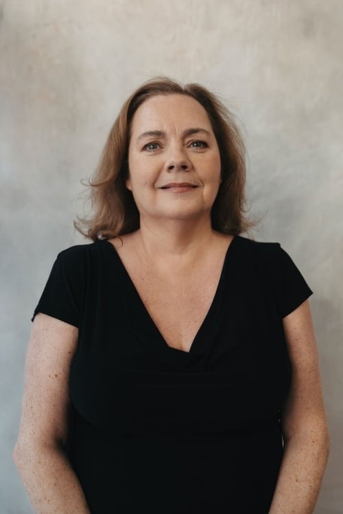 Sarah Douglas MNAEA photo