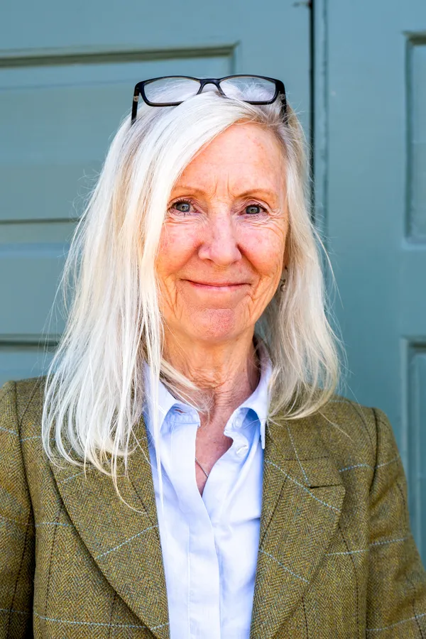 Viv Denyer MNAEA photo
