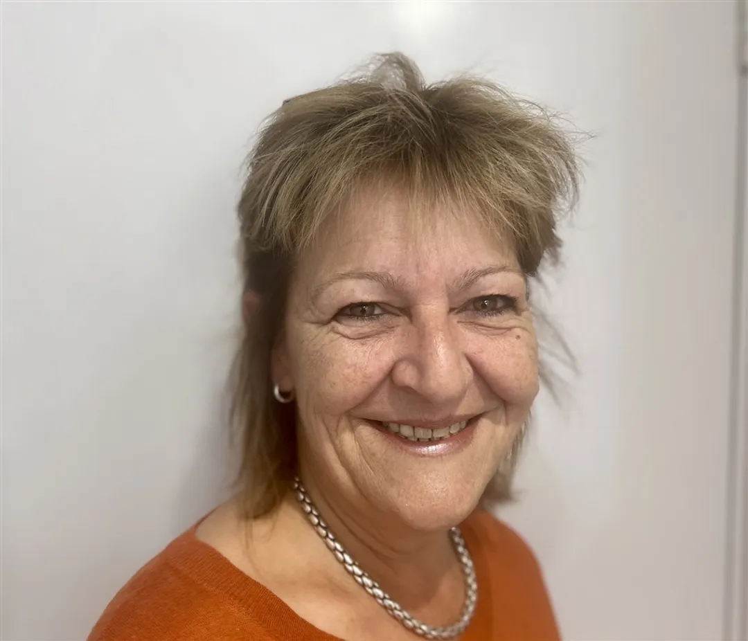 Elizabeth Pearce