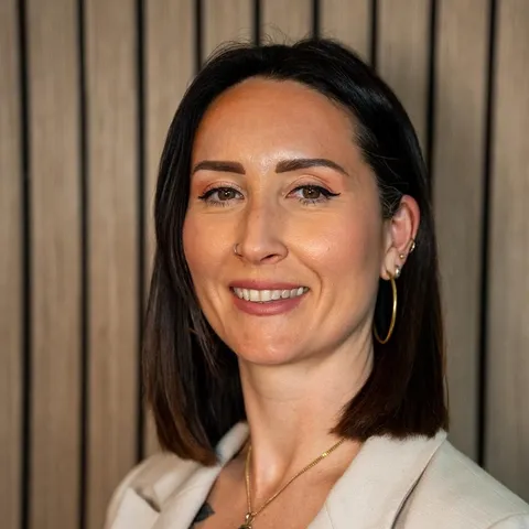 Laura Dumpleton