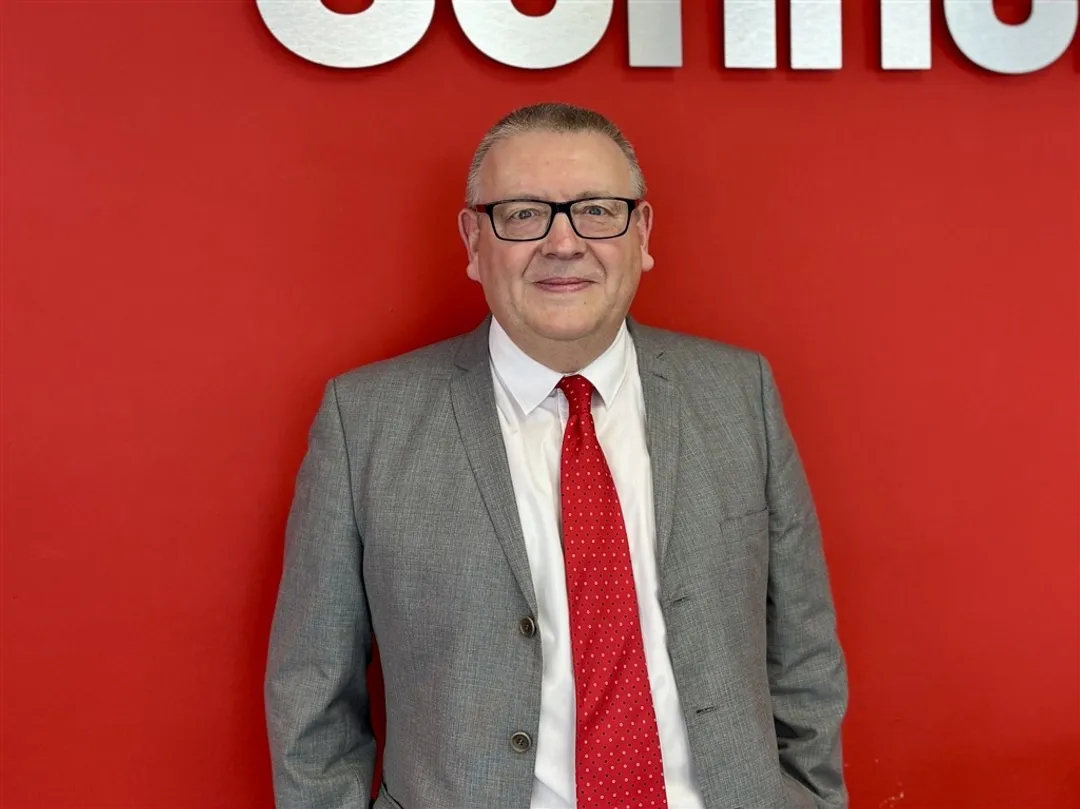 David Mills
