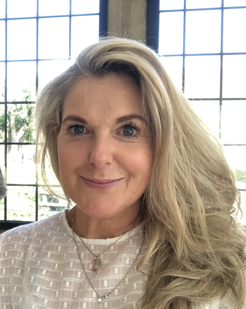 https://mr0.homeflow-assets.co.uk/files/avatar/image/7117/8345/_x_/8_1_.jpg