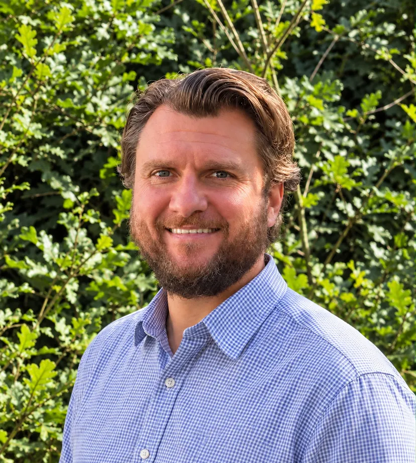 https://mr0.homeflow-assets.co.uk/files/avatar/image/7119/1166/_x_/Alistair-2.jpg