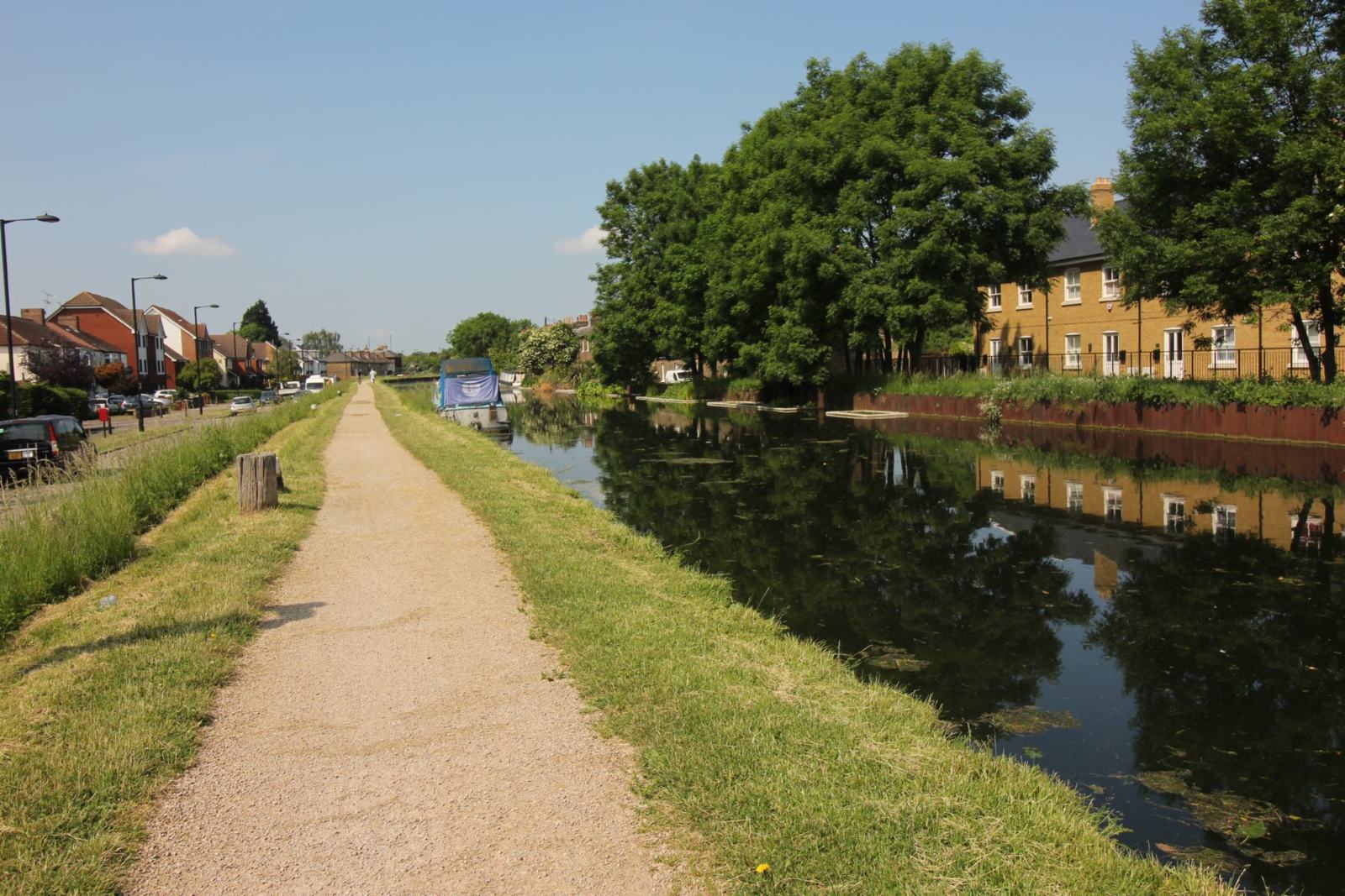 Estate Agent and Letting Agent in Enfield Highway, Kings Group, Enfield