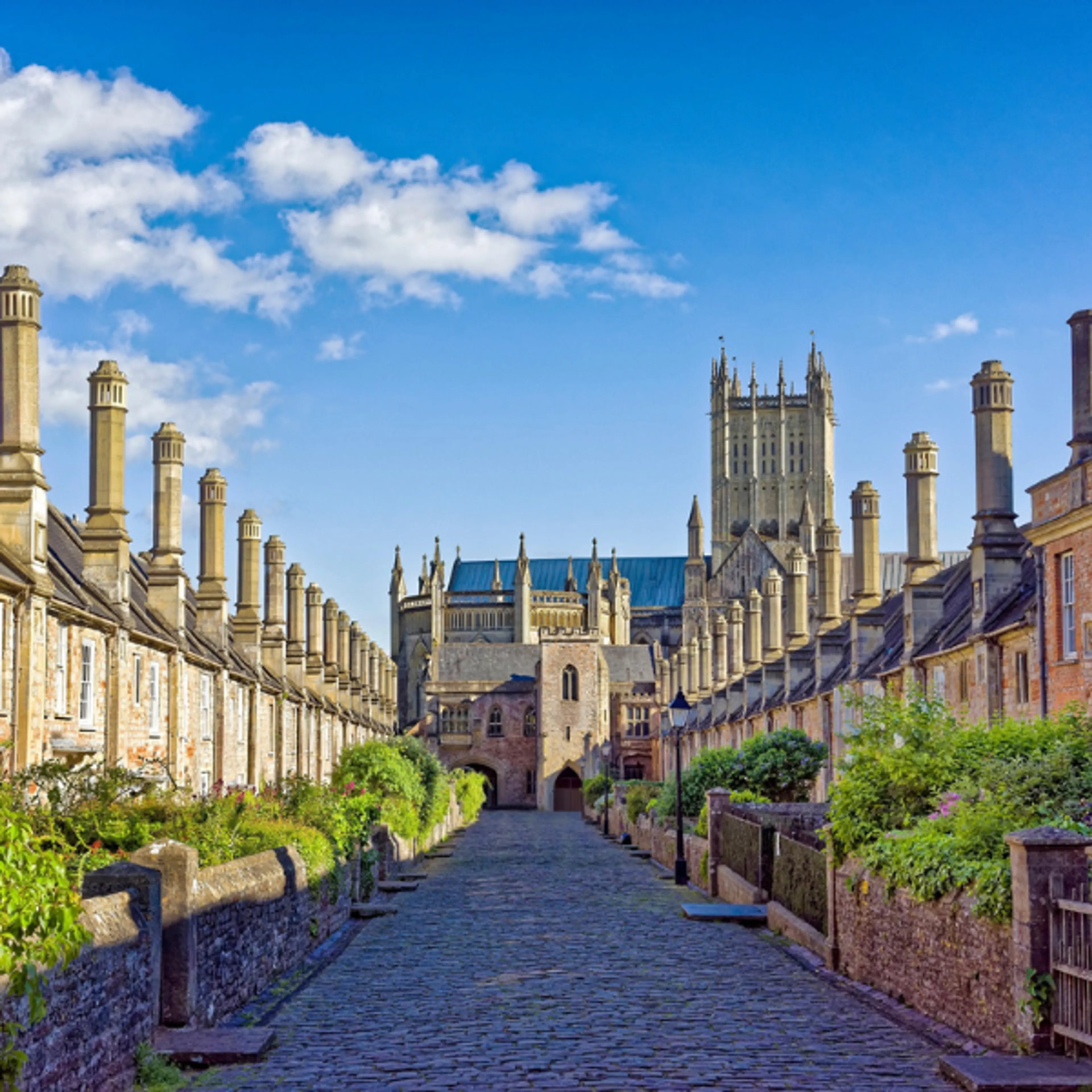 https://mr0.homeflow-assets.co.uk/files/branch_photo/image/5820/6813/_x_/1.png