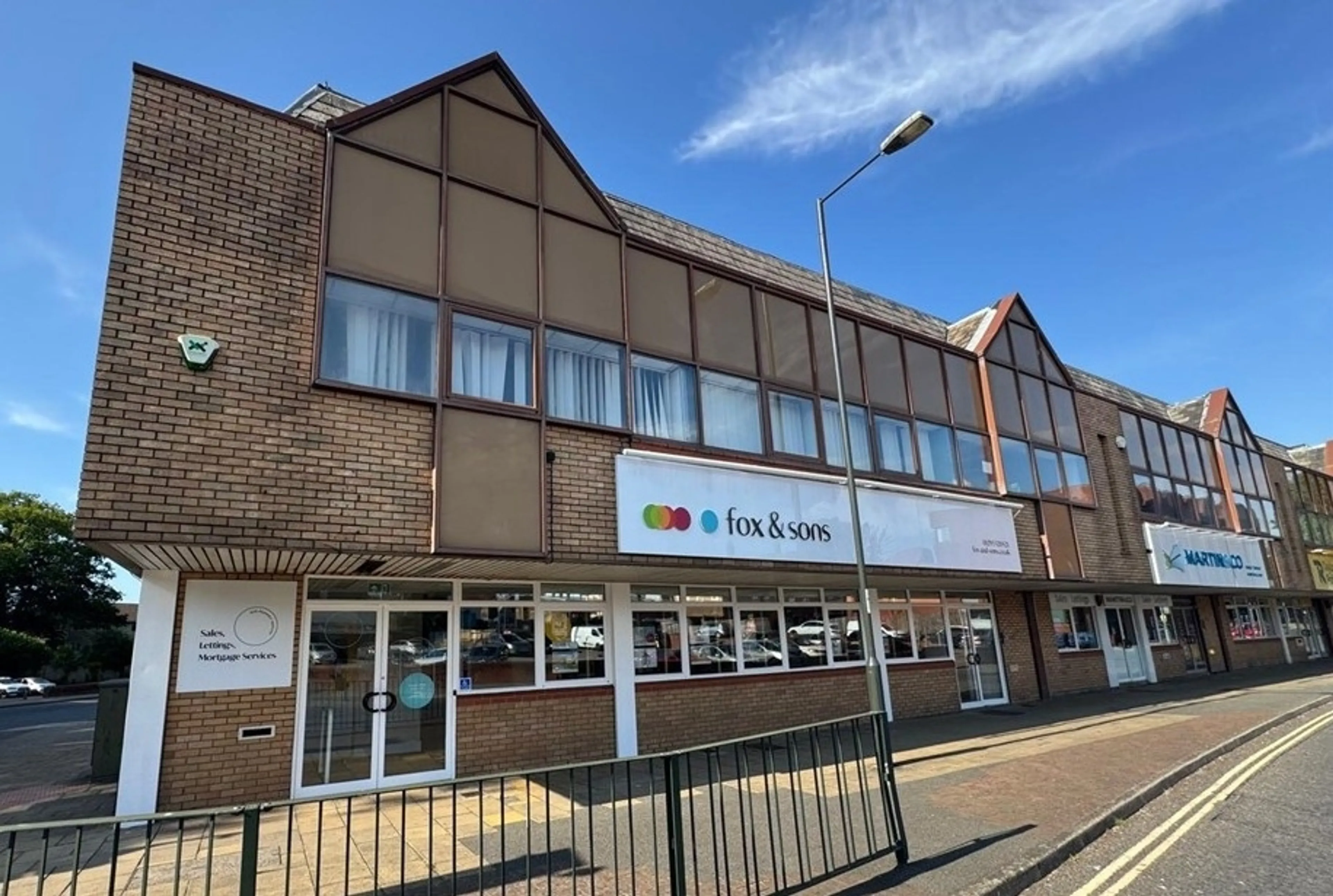 null, Estate Agent in Crawley