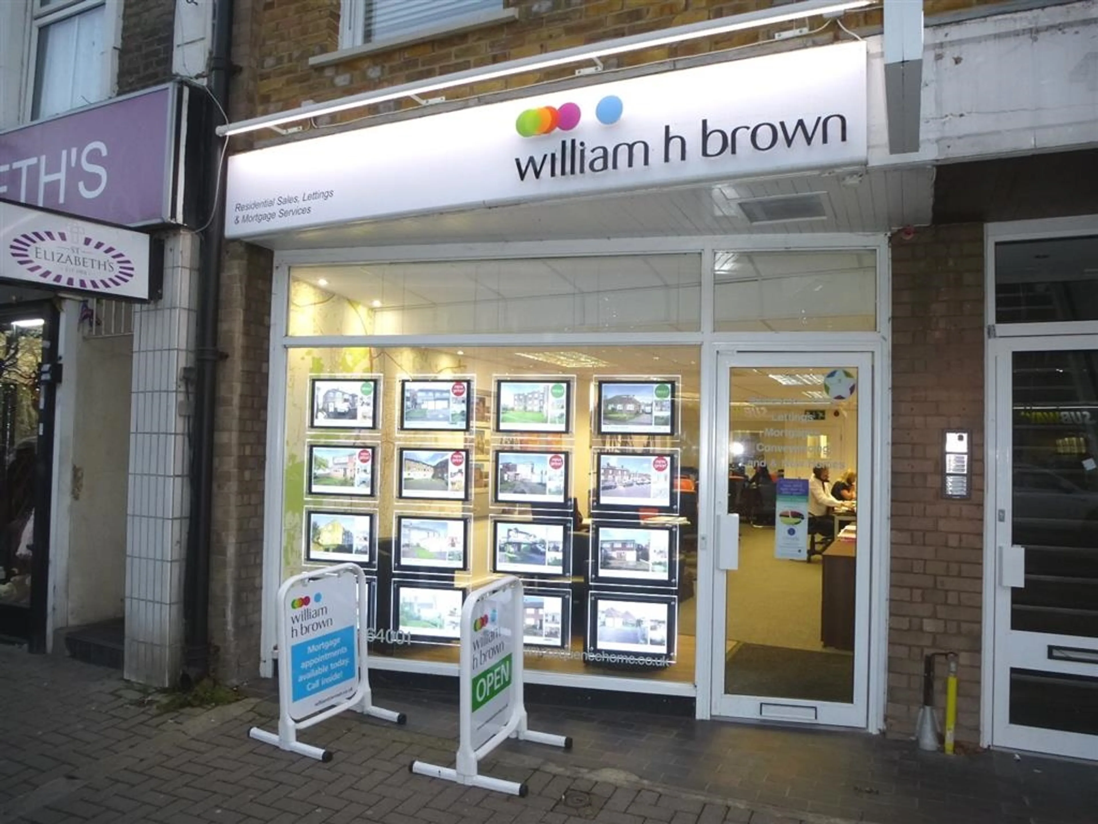 null, Estate Agent in Hoddesdon