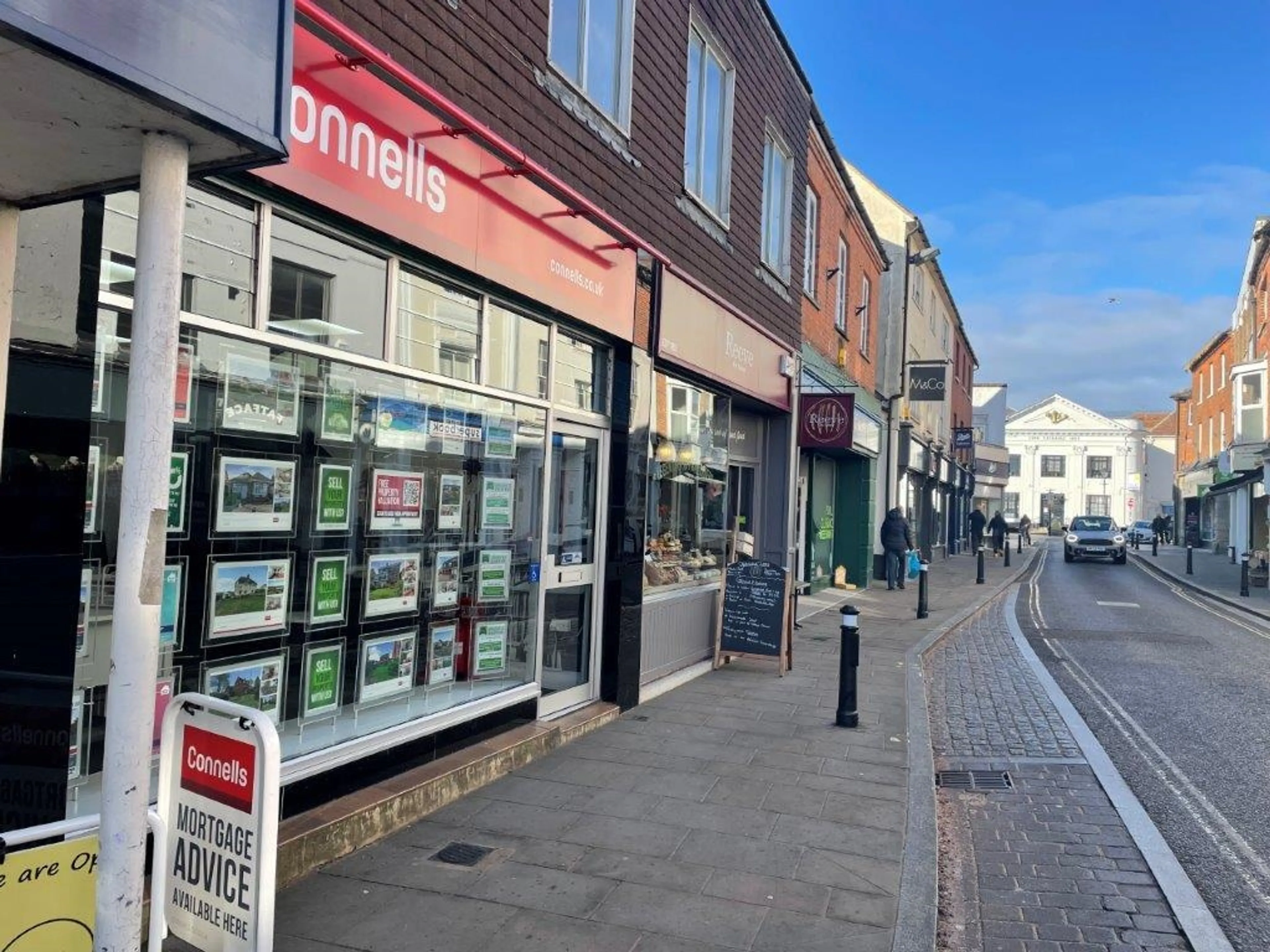 Nestled in the heart of Romsey’s charming market town, our welcoming Connells office is here to offer you trusted, local property expertise.