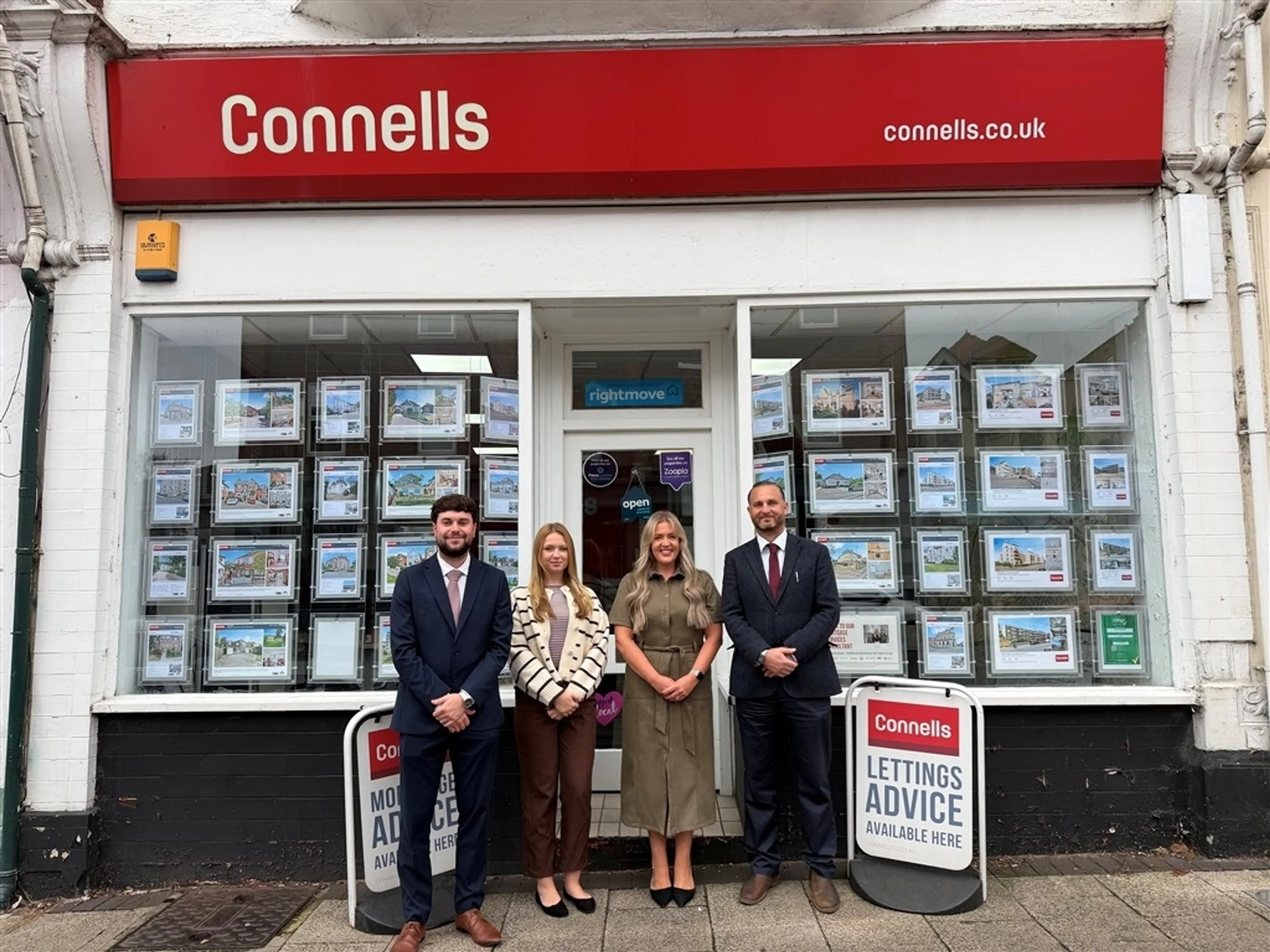 Danny-Sales Negotiator, Lilly-Mortgage Advisor, Rio-Branch Manager,Matthew-Instructions Manager