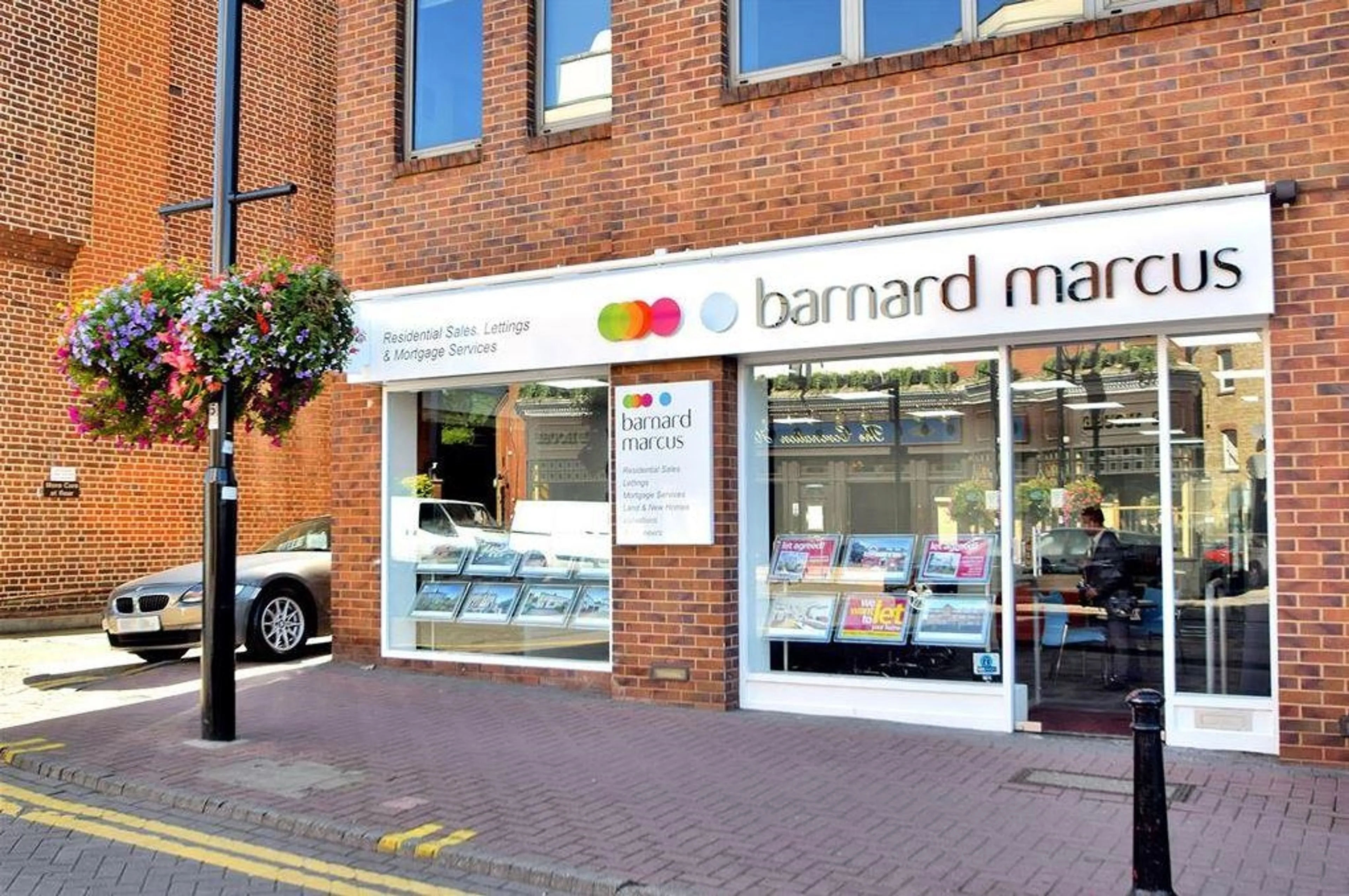 null, Estate Agent in Surbiton