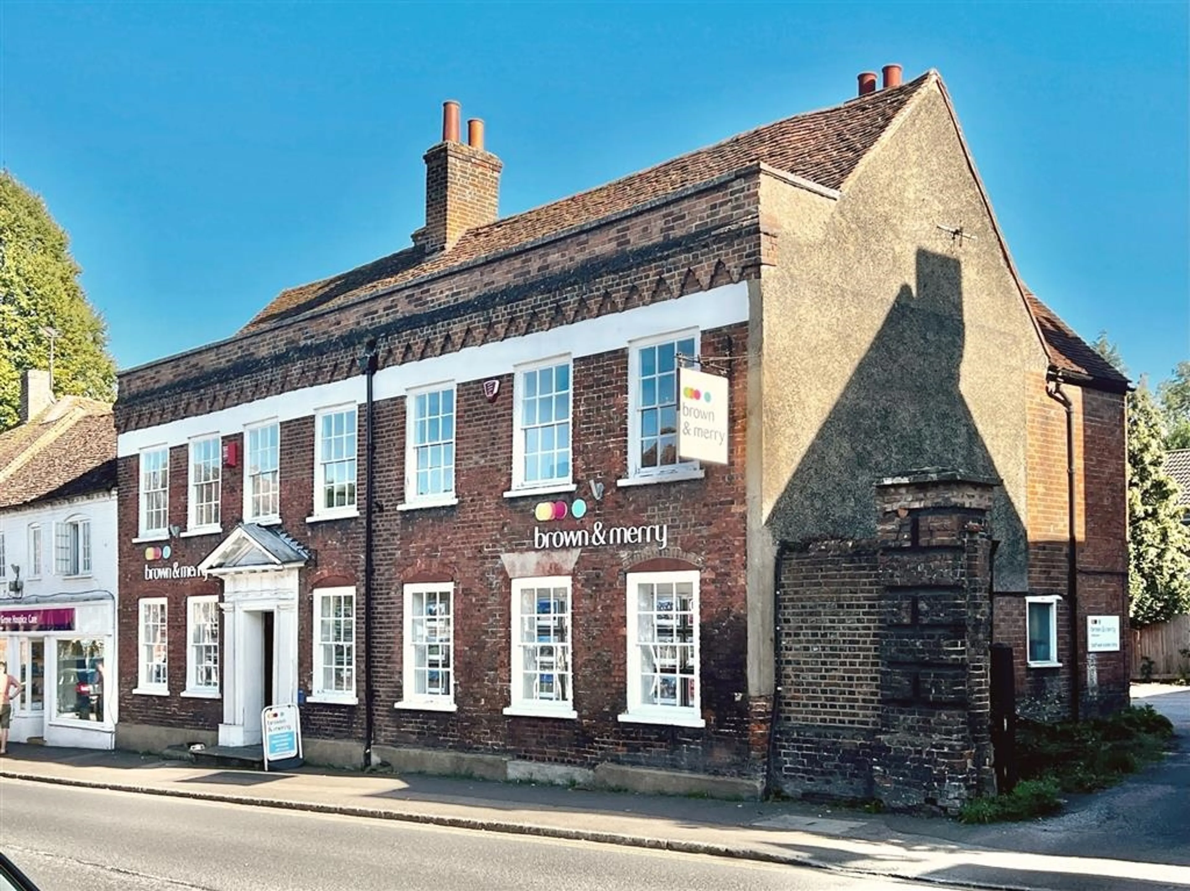 Property photo 0