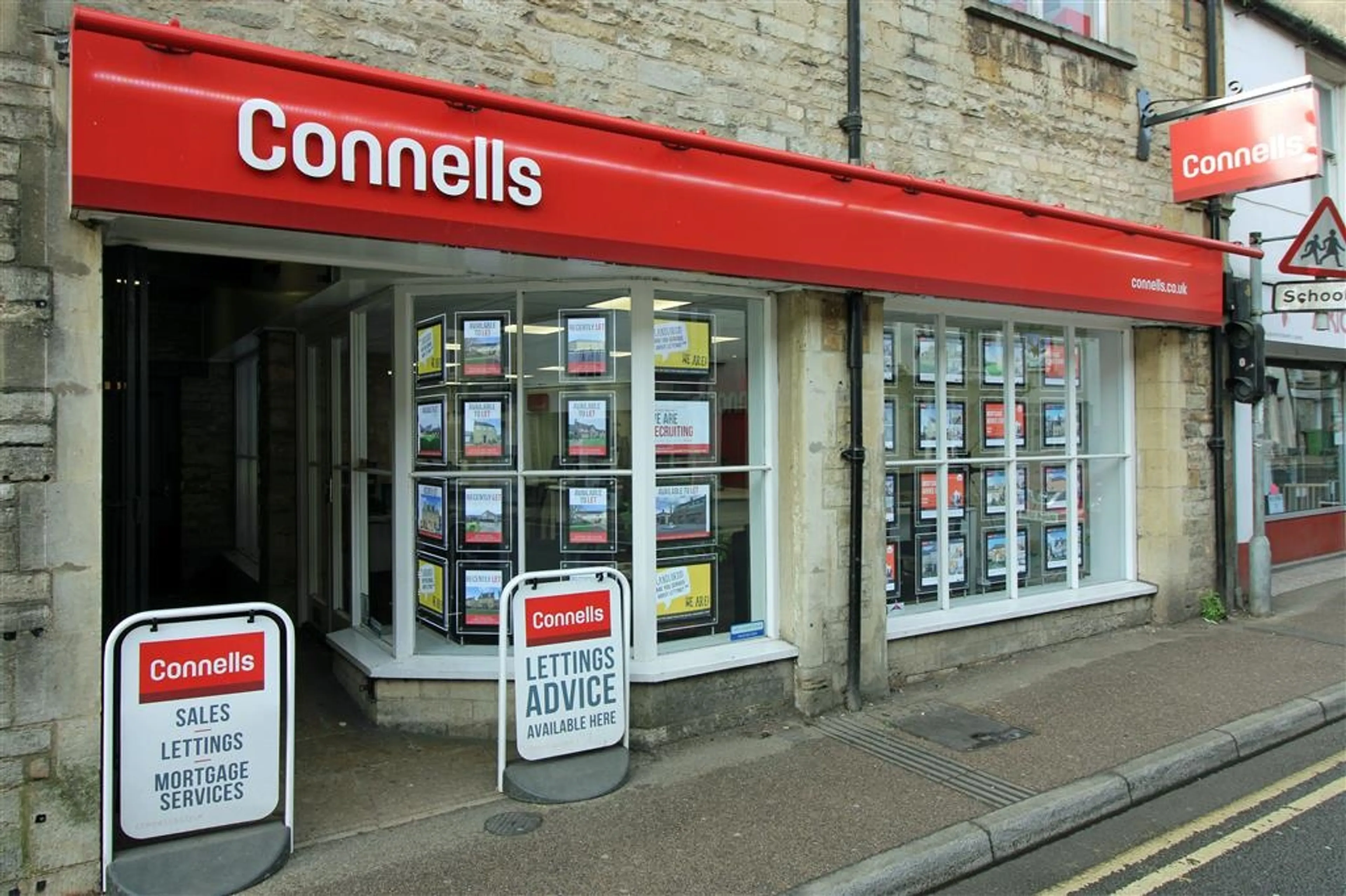 Whether you are buying, selling or looking to rent, Connells Witney are always on hand to offer advice on your next move in the Witney area.