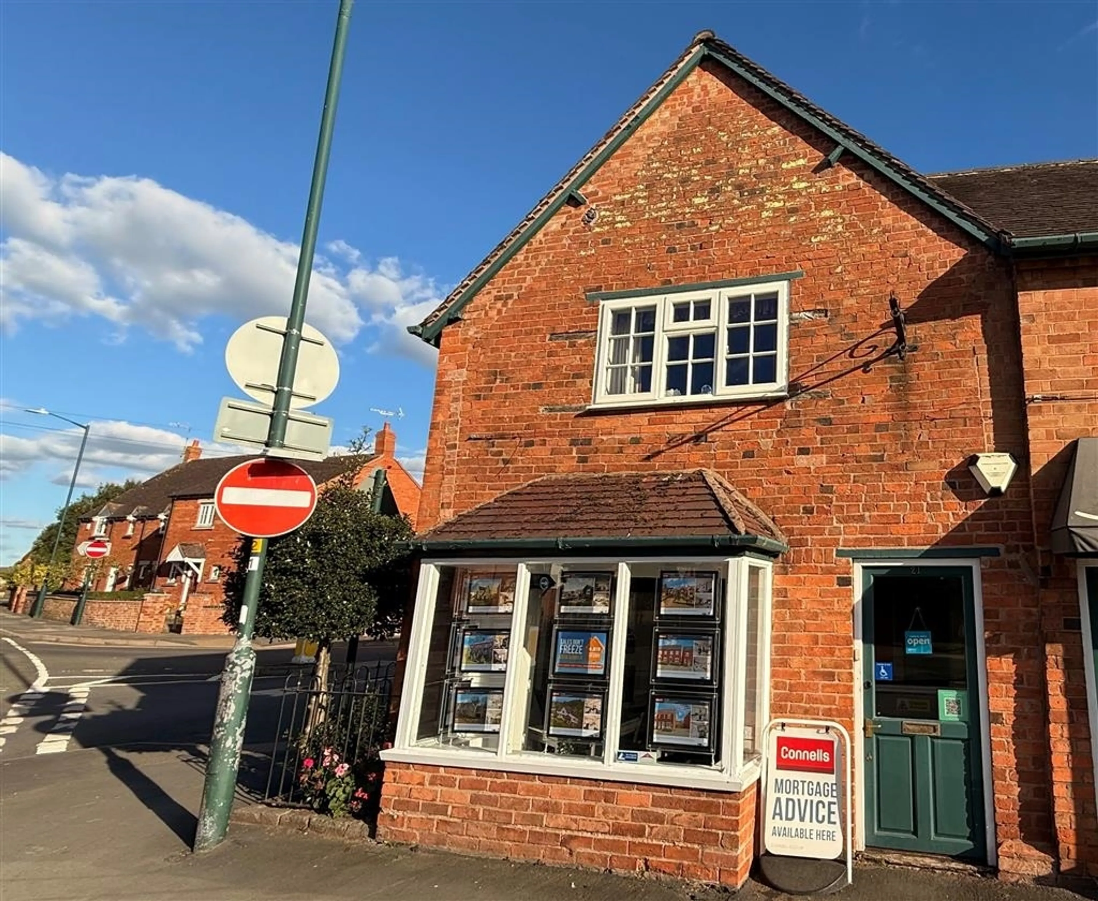 Connells Estate Agents in Wellesbourne is situated in a prominent location in the village on Bridge Street.